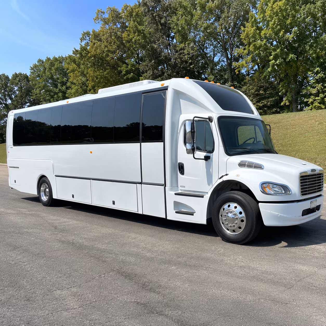 bachelorette and bachelor party bus rentals from spring hill to clearwater and ybor city