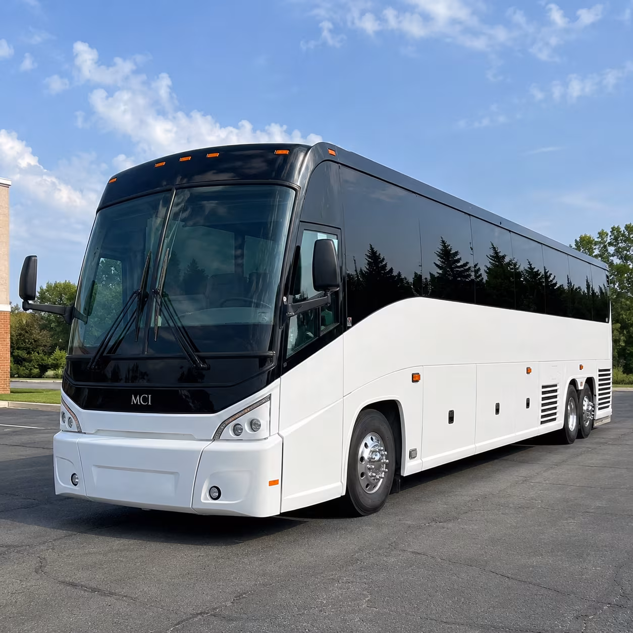 heading to midflorida credit union amphitheatre make the ride part of the night