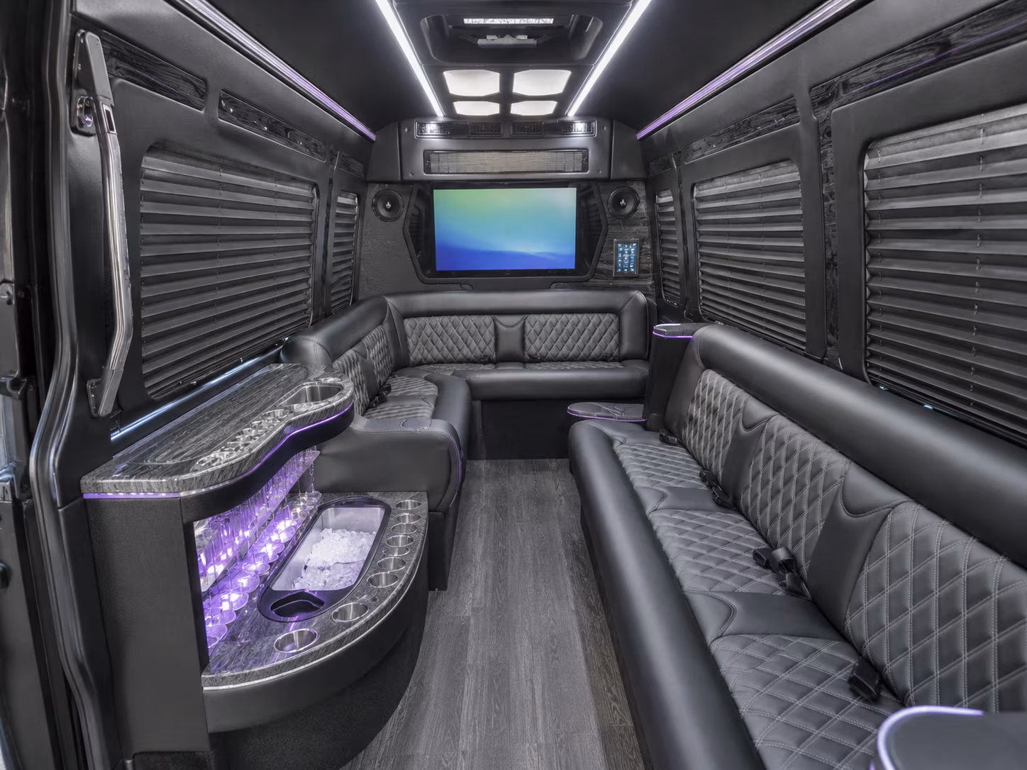 spring hill 30 passenger party bus